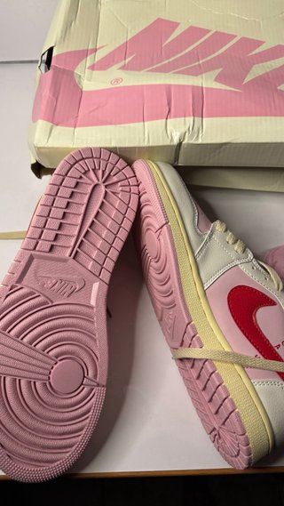 Zapatillas Jordan Talla 40 Rosa y Rojo