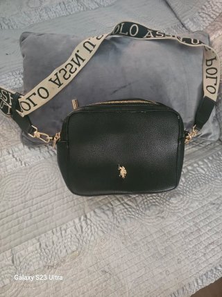 Bolso Negro Polo Assn. Dorado
