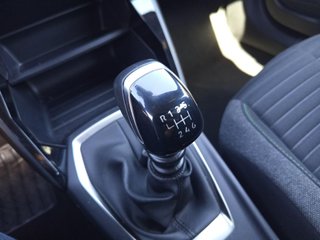 Peugeot 2008 PureTech 100 SANDS Active 75 kW (100 CV)