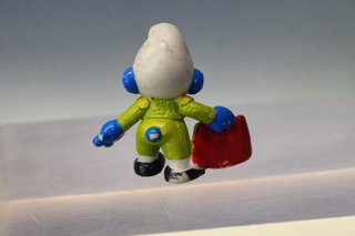 Figura PVC: Pitufo torero traje verde. Los Pitufos. Bootleg.