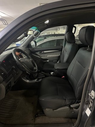 Toyota Land Cruiser 120 5p único propietario.