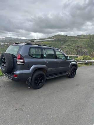 Toyota Land Cruiser 120 5p único propietario.