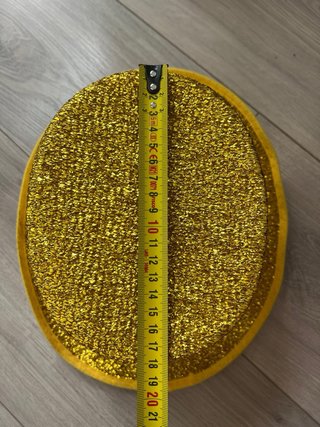 Sombrero di paglia dorato brillante