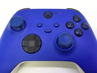 mando xbox series microsoft qau-00002 shock blue