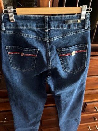 Vaqueros Lion of Porches Talla 40
