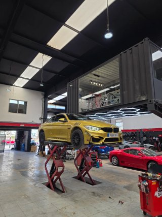 BMW M4 Homologado