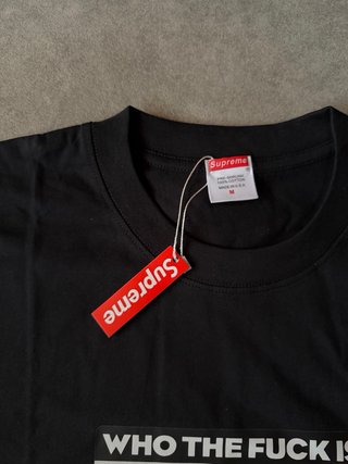 Camiseta Supreme Who The Fuck Is Supreme