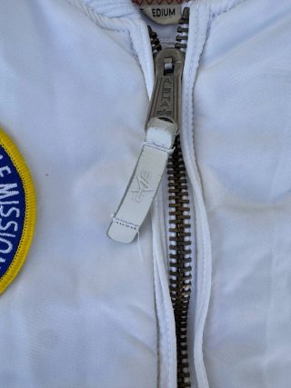Chaqueta Bomber Alpha Industries NASA Blanca