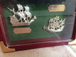 Cuadro vitrina barcos Galeón y Bajel