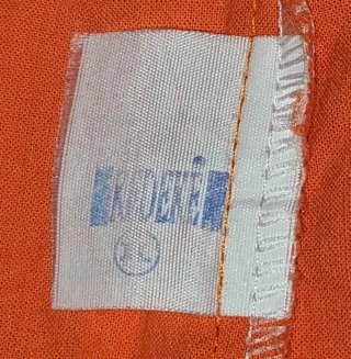 Pantalón corto naranja