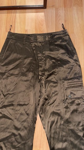 Pantalón cargo Zara verde militar Talla M