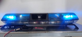 Puente de luces LED azul
