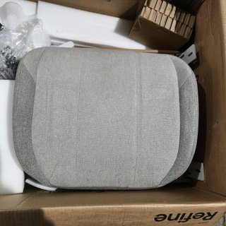 - Fractal Design Refine Fabric Light silla