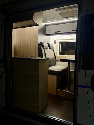 Alquiler Camper Sunliving V60 SP Family - 4 PLAZAS