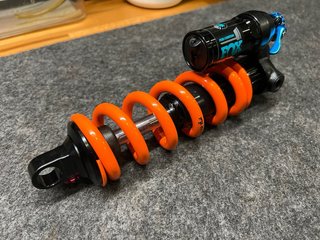 Fox DHX Factory 205x65mm