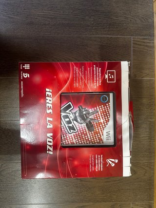 Videojuego La Voz Wii + 2 Micrófonos USB