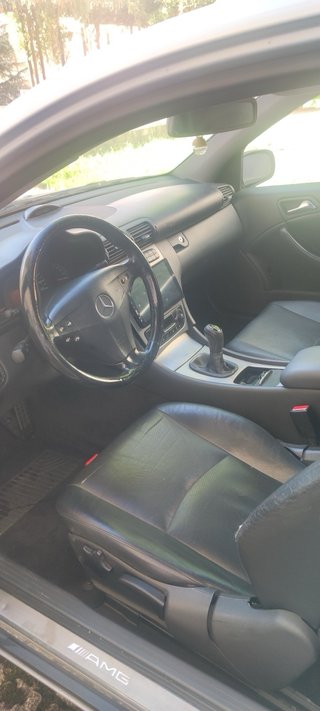 Mercedes-Benz  CLK 2002