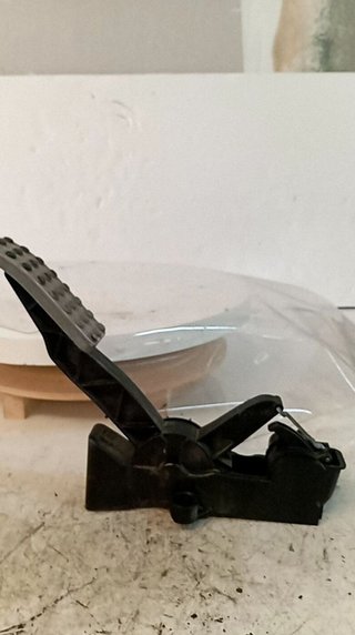 A1693000904 pedal acelerador mercedes-benz 129714