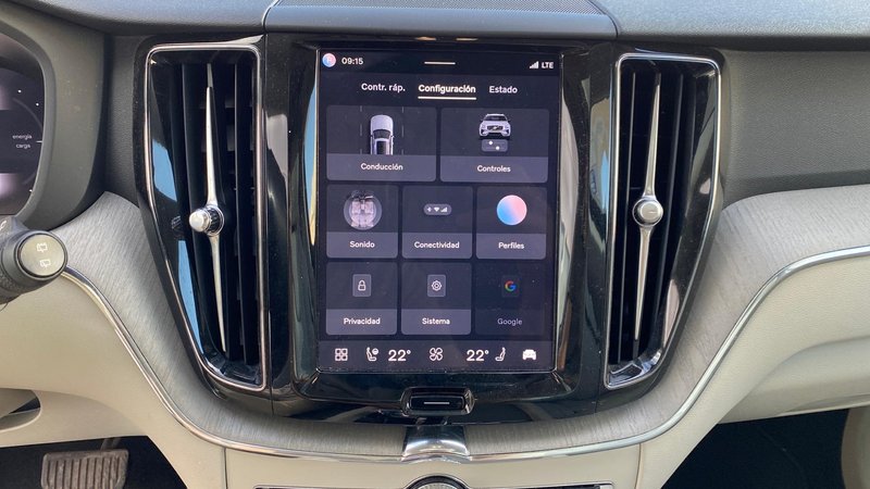 Volvo XC60 2024, foto 24