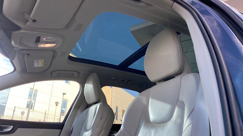 Volvo XC60 2024, foto 26