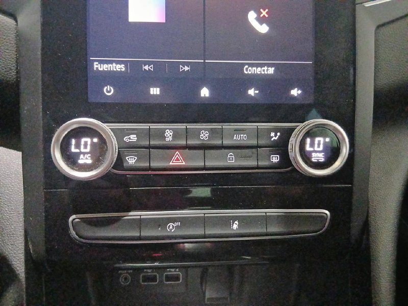 Renault Mégane 2022, foto 12
