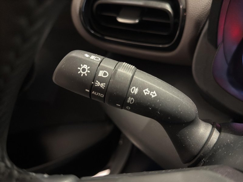 Toyota Yaris 2021, foto 23