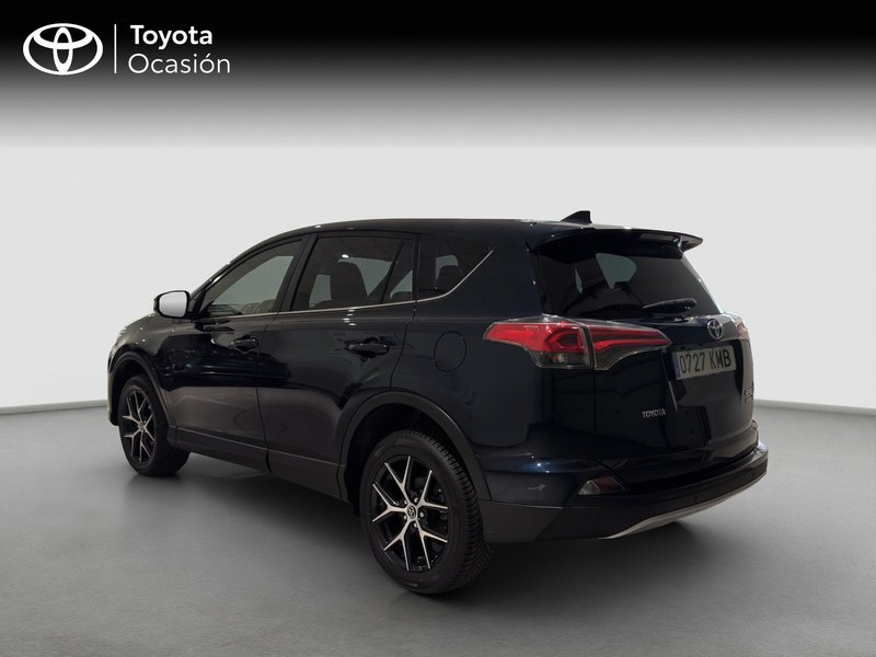 Toyota RAV4 2018, foto 2