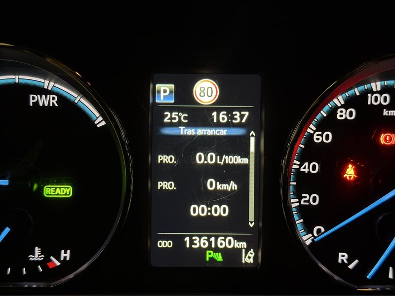 Toyota RAV4 2018, foto 21