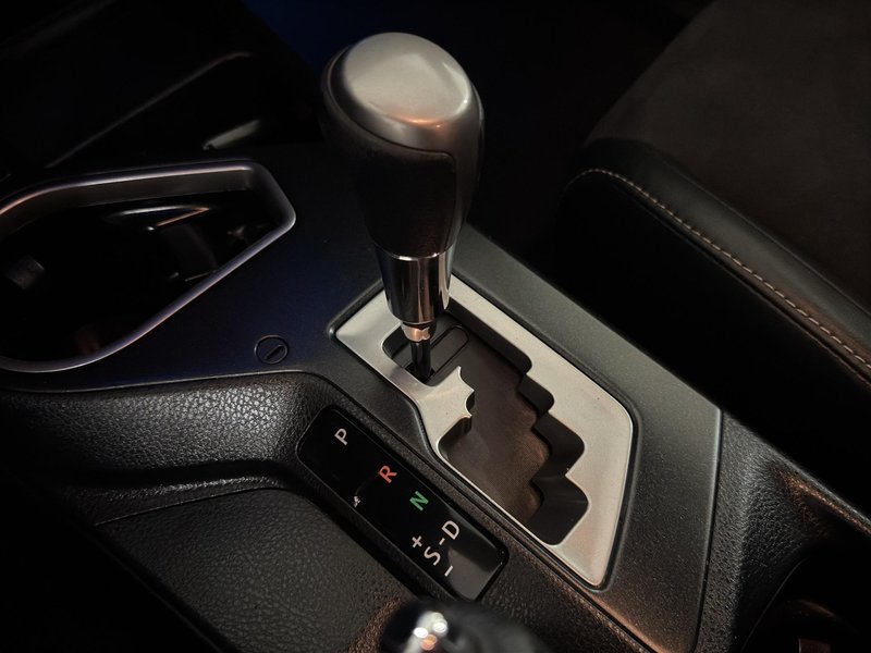 Toyota RAV4 2018, foto 27