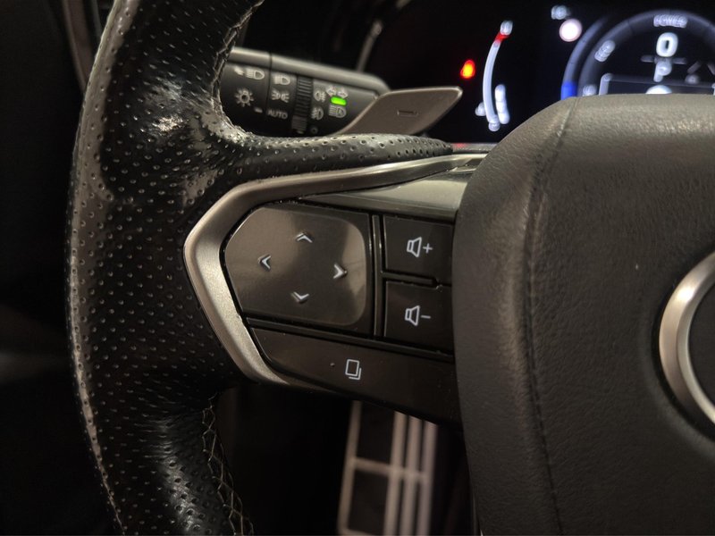 Lexus NX 2022, foto 24