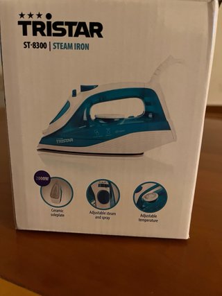 Plancha Vapor Tristar ST-8300 2000W