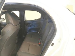 TOYOTA Yaris 5 Puertas Style 120H Automático (e-CVT)