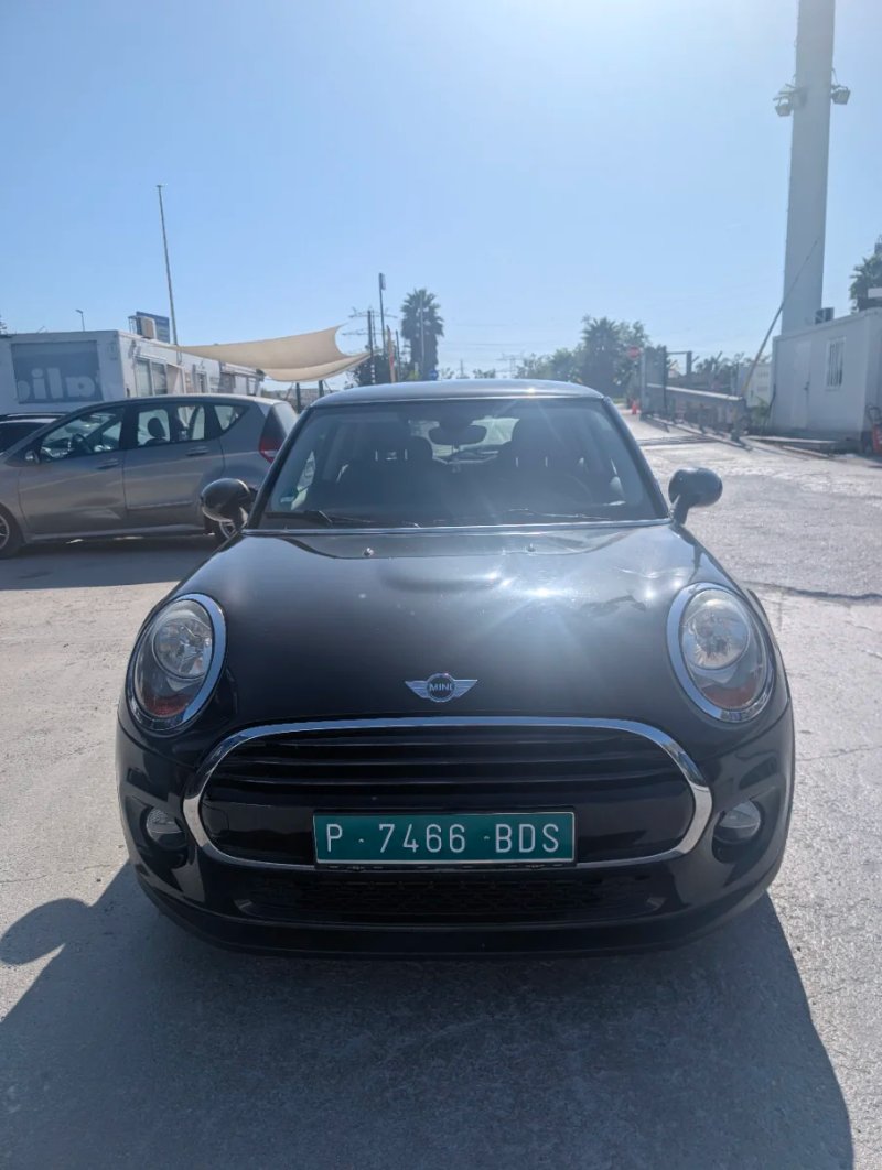MINI Cooper 2016, foto 2