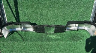 Toyota 385701 521520k090 paragolpes trasero hilux