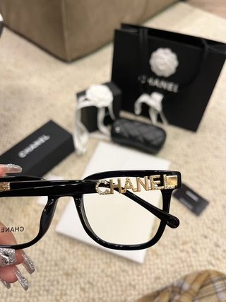 Gafas Chanel CH6801 Montura Negra y Dorada