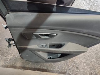 PUERTA TRASERA DERECHA SEAT LEON (5F1) Reference