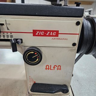 Máquina de coser Alfa Zig-Zag Artesanal