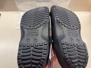 Zapatillas Crocs Clásicas Negras Talla 41-42
