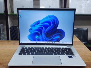HP EliteBook 840 G9 Argento