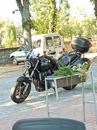 Honda CBF 600N Negra