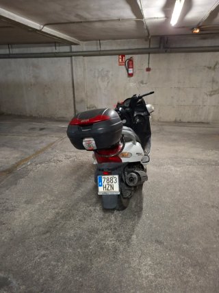 Kymco Grand Dink 125cc con solo 10650KM