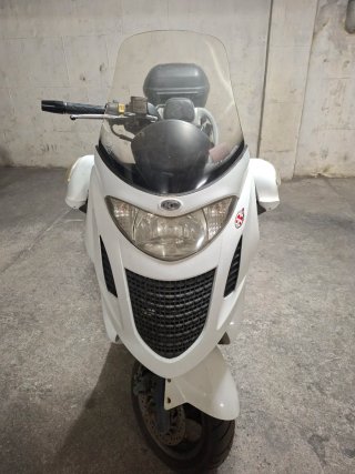 Kymco Grand Dink 125cc con solo 10650KM