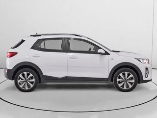 Kia Stonic 1.0 T-GDi MHEV iMT Concept 74 kW (100 CV)
