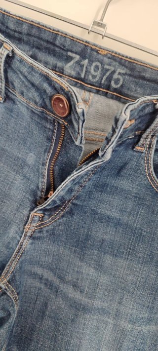 Pantalón vaquero pitillo Zara