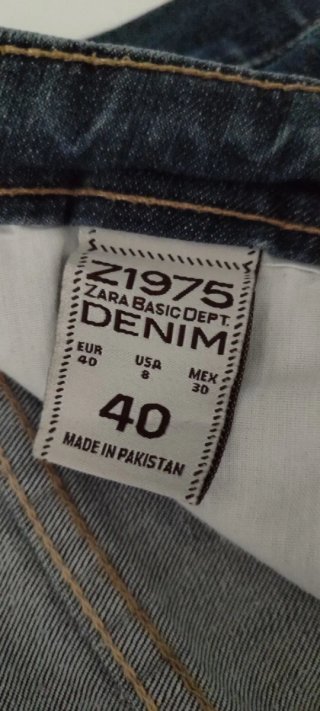 Pantalón vaquero pitillo Zara
