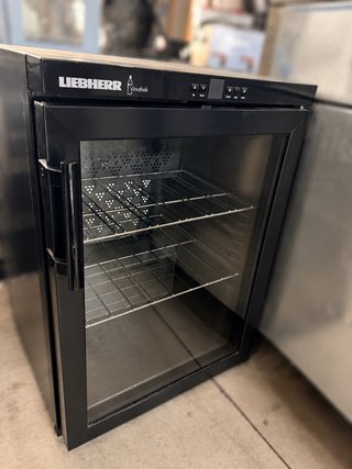 4 Neveras Vino Liebherr Profesionales Negras