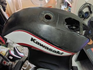 Depósito Kawasaki GPZ 400