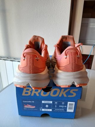 Zapatillas Brooks Cascadia 19 Talla 39 Trail