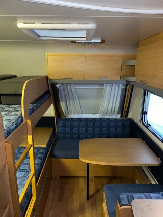 Caravana Knaus Sudwind 500 KU