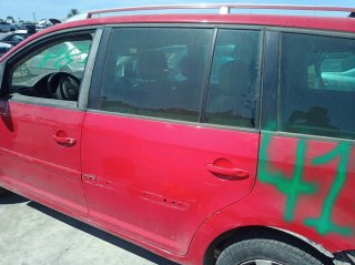 Puerta trasera izquierda VOLKSWAGEN TOURAN (1T1)
